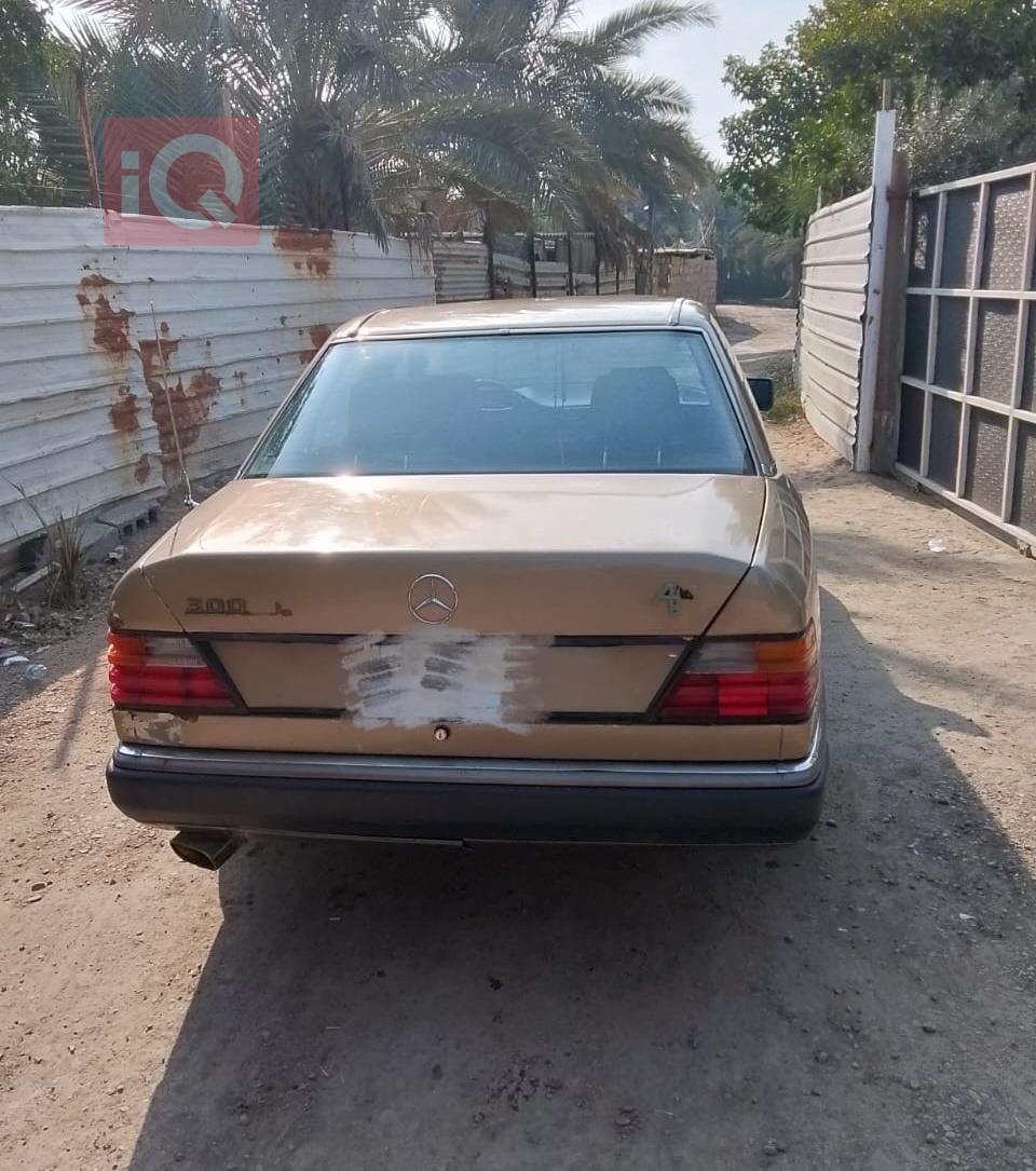 مرسيدس بنز E-Class